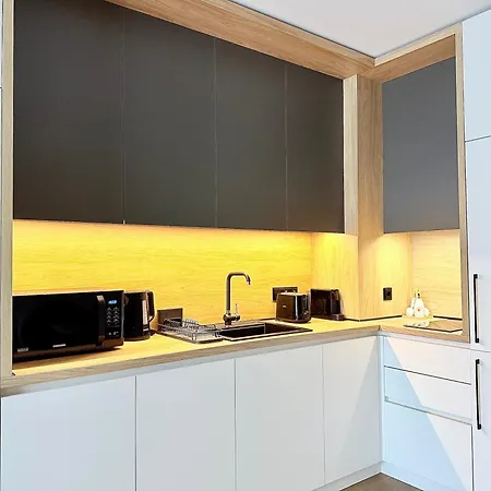 Aviva Living 아파트 소피아
